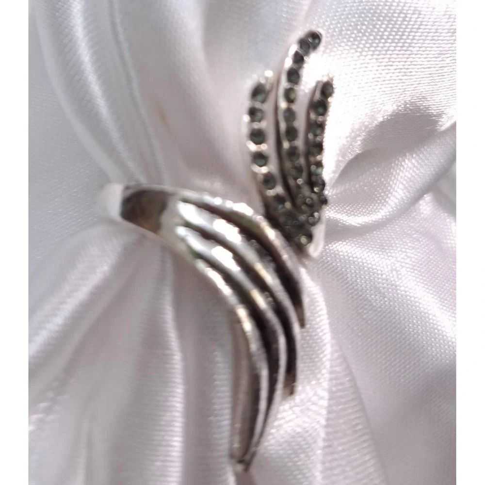 New Wrap Around Wings Rhinestones Ring Band Plus Size 9.5 Silvertone Angel Bird